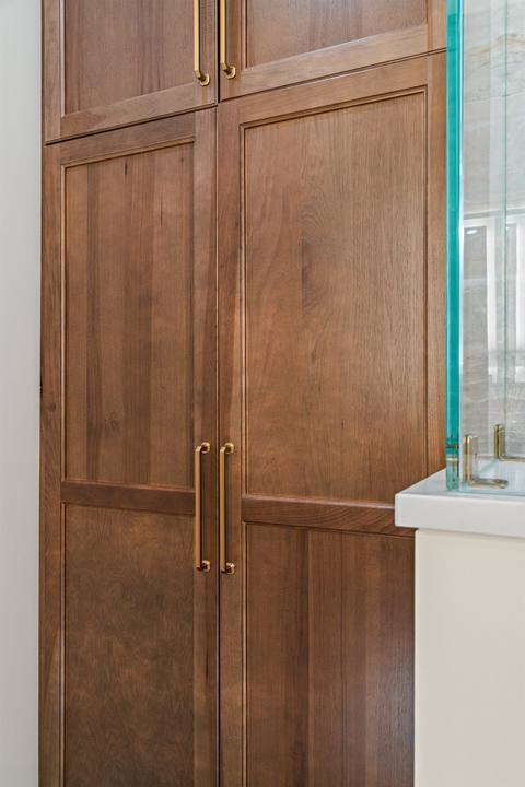 Warm Wood & Gold Accent Bathroom — photo 17