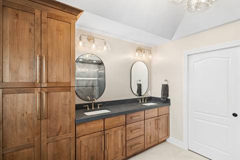 Modern Warmth Meets Timeless Luxury — photo 21