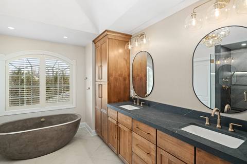 Modern Warmth Meets Timeless Luxury — photo 19