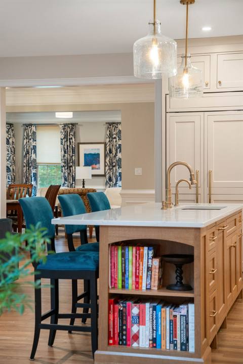 Seamless Sophistication, Open‑Concept Kitchen — photo 17